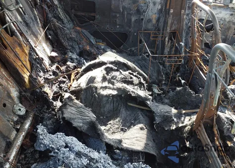 2005 Toyota Prius from USA, damaged, VIN JTDKB20U153037159